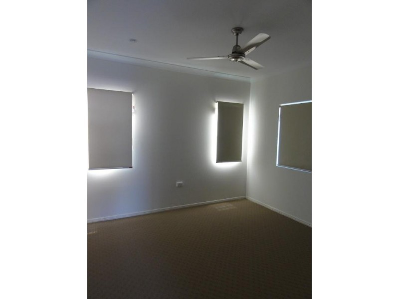 3/16 De Gunst Street, Kepnock QLD 4670