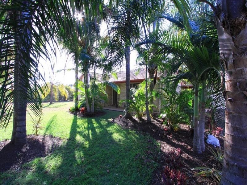 9 Aquamarine Road, Branyan QLD 4670