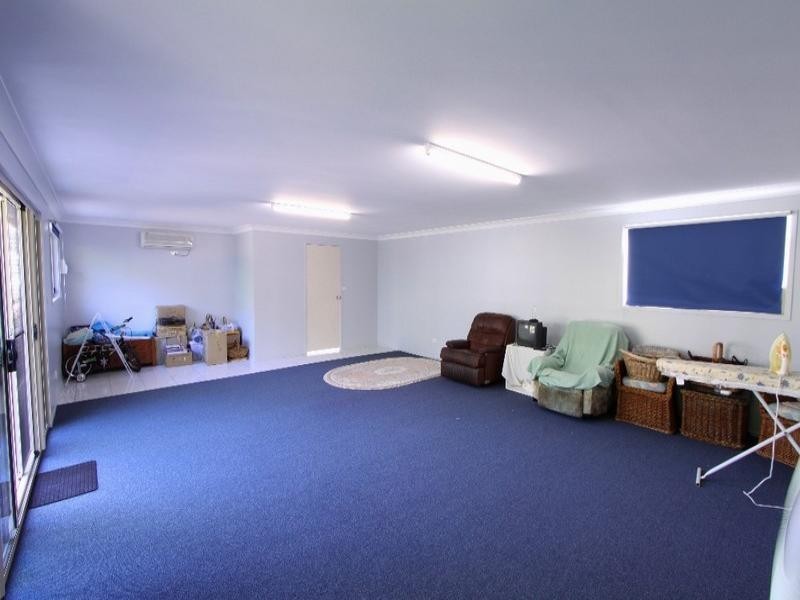 9 Aquamarine Road, Branyan QLD 4670