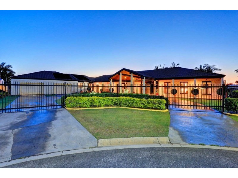 8 Gretton Court, Avoca QLD 4670