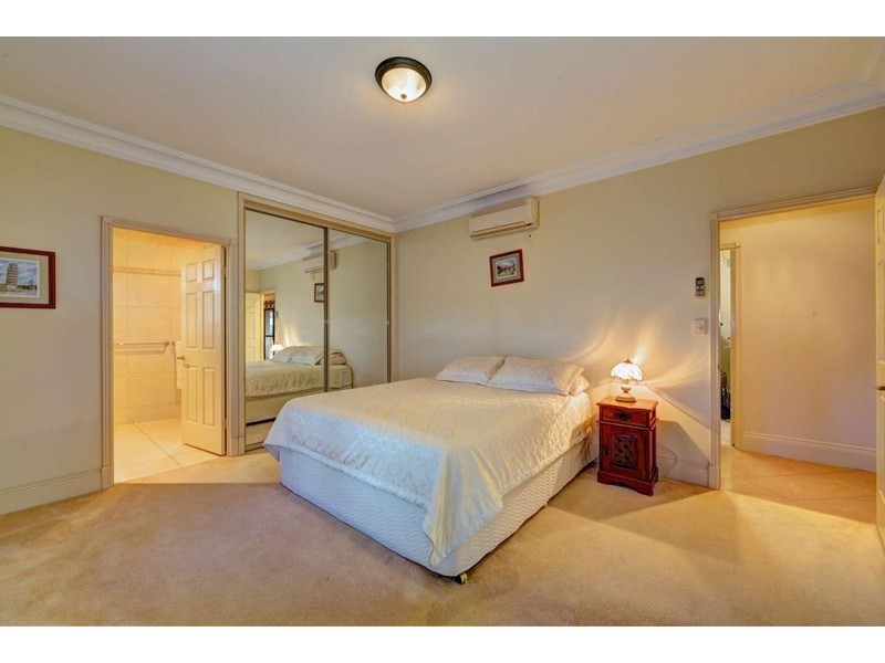 8 Gretton Court, Avoca QLD 4670