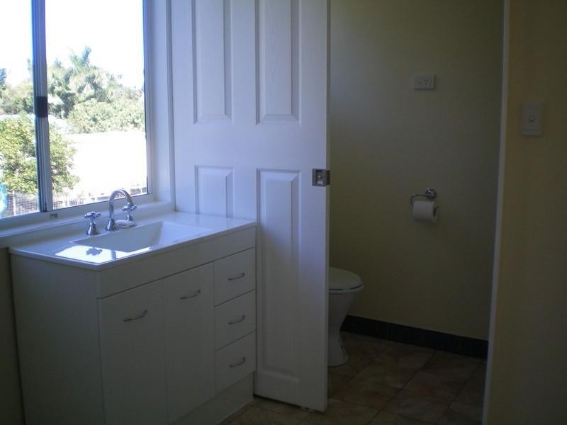 24 Walker Street, Walkervale QLD 4670