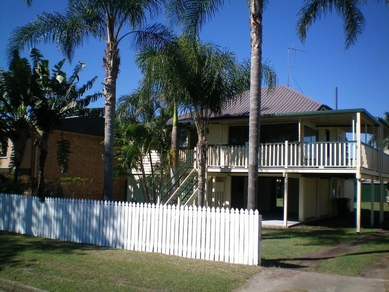 24 Walker Street, Walkervale QLD 4670