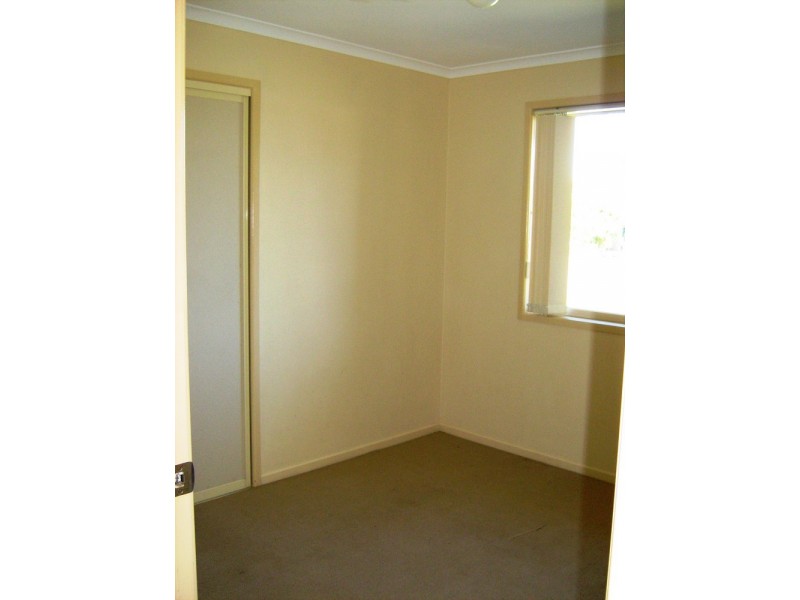 8 Hansen Street, Burnett Heads QLD 4670