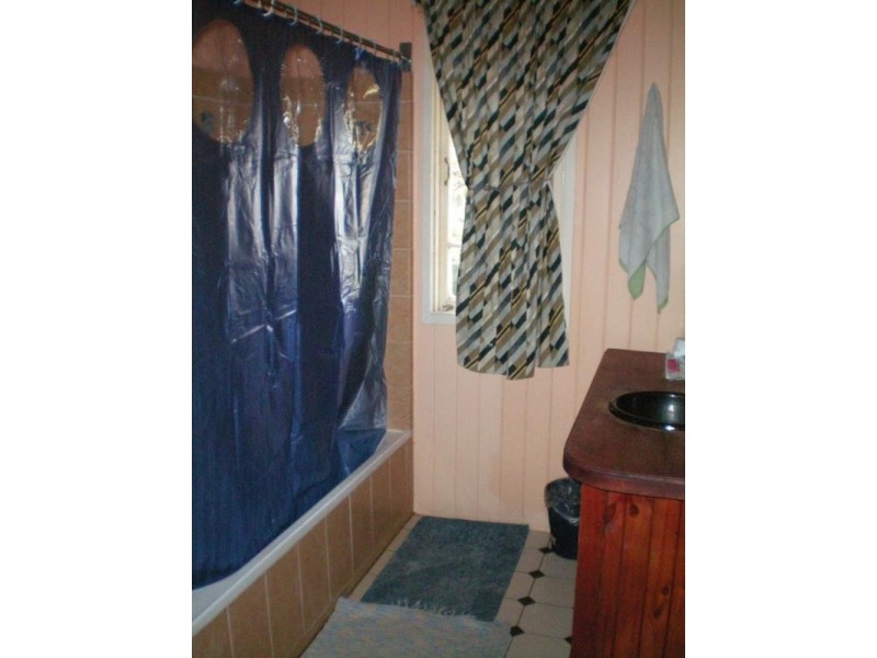 111 Woongarra Street, Bundaberg West QLD 4670