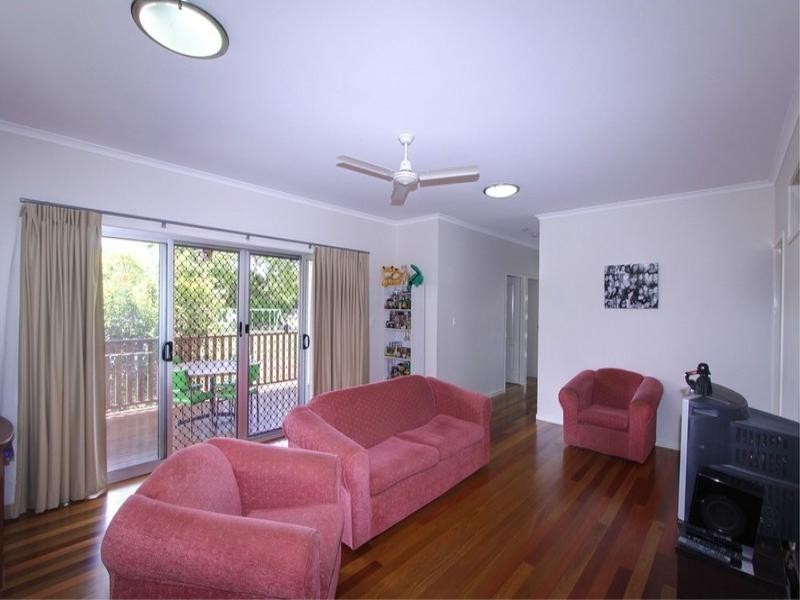 9 Isambert Lane, Millbank QLD 4670