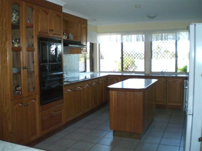 8 Rustic Road, Bundaberg QLD 4670