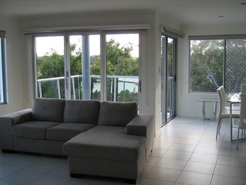 4/6 Mcdougall Street, Bargara QLD 4670