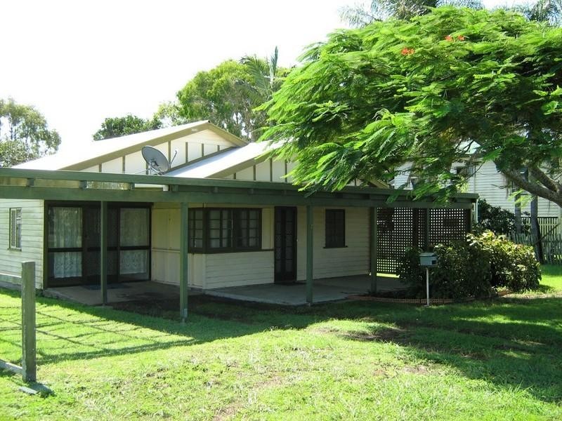 7 Hicks Street, Burnett Heads QLD 4670