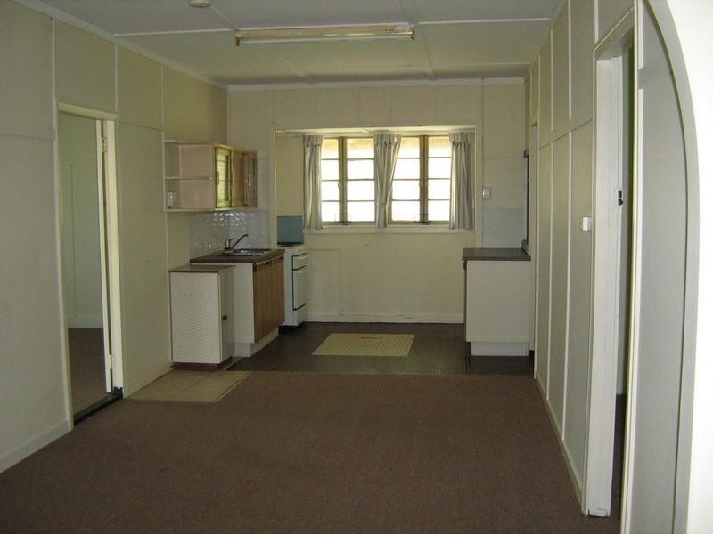 7 Hicks Street, Burnett Heads QLD 4670