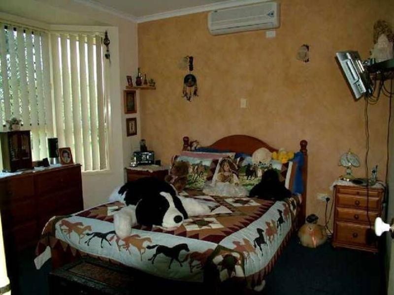 8 Park Estate Drive, Branyan QLD 4670