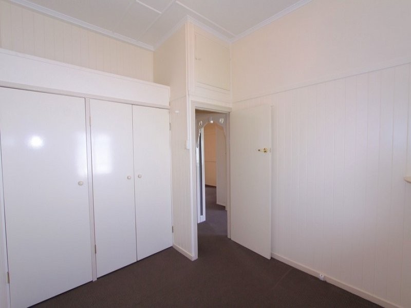 19 Wilmot Street, Bundaberg North QLD 4670