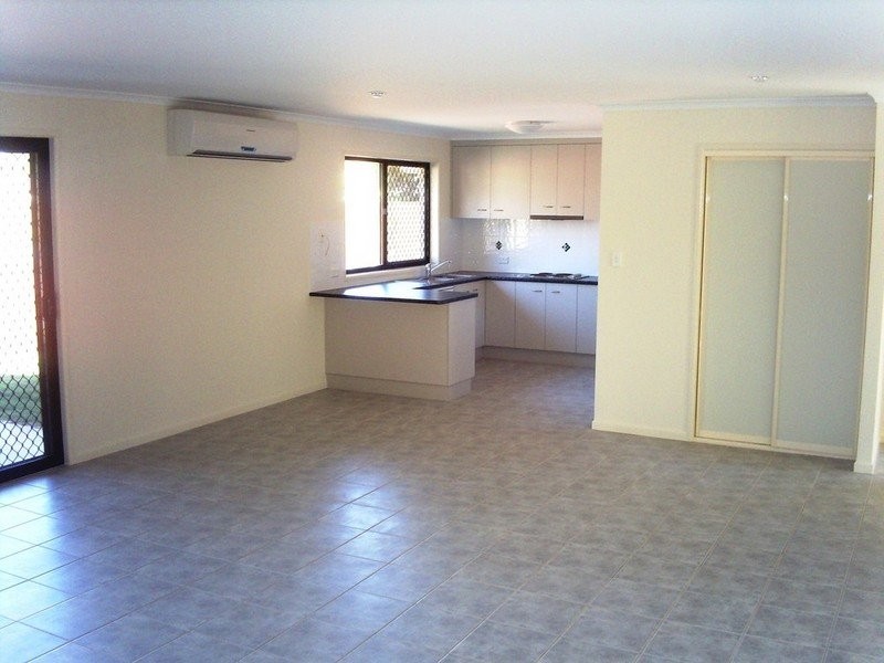 2/16 Cauchi Court, Avoca QLD 4670