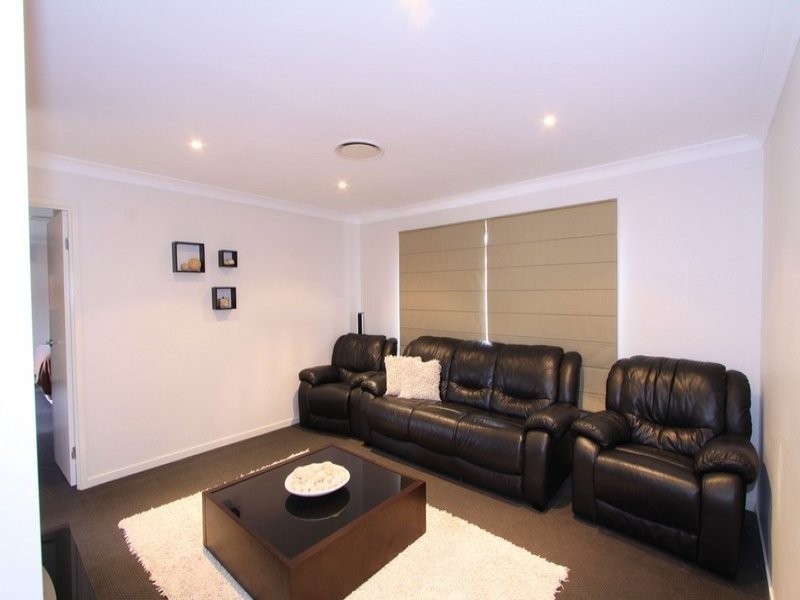 15 Green Avenue, Branyan QLD 4670