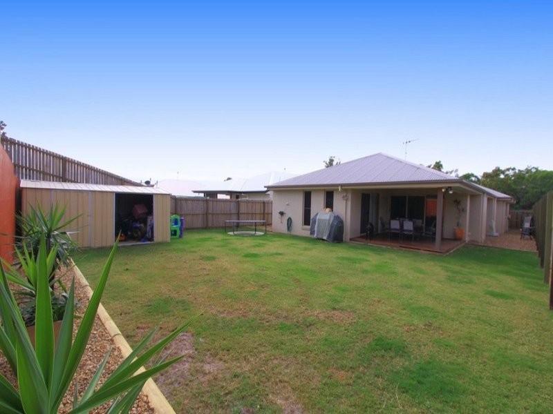 15 Green Avenue, Branyan QLD 4670