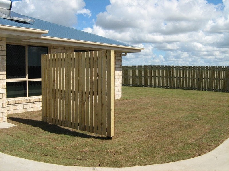 2/33 Loeskow Street, Bundaberg North QLD 4670