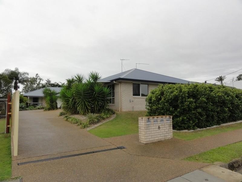 2/6 Water Street, Bundaberg Central QLD 4670