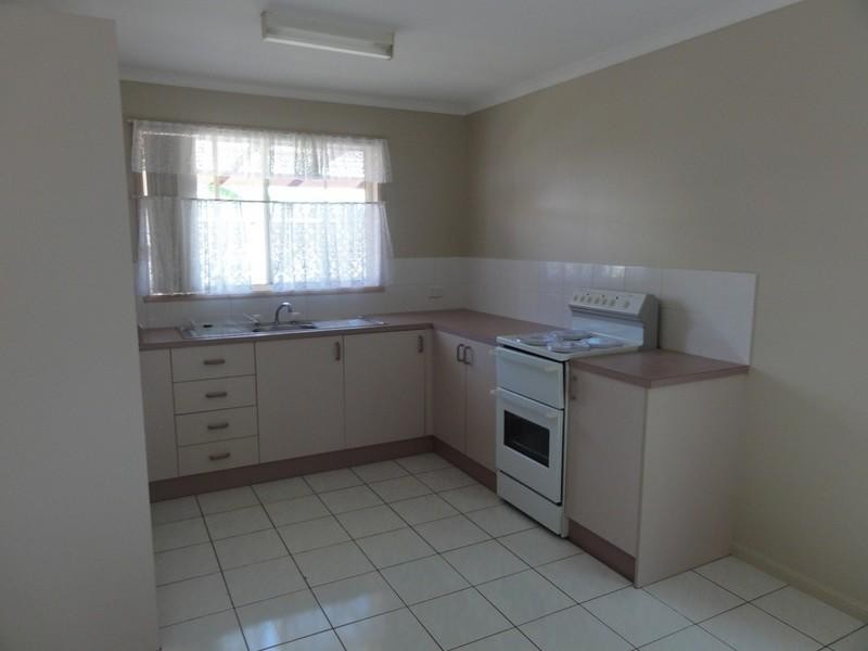 1/72 Steuart Street, Bundaberg North QLD 4670