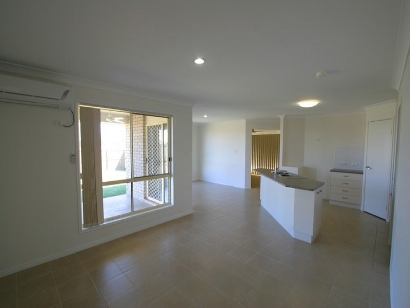 2 Halloran Court, Thabeban QLD 4670