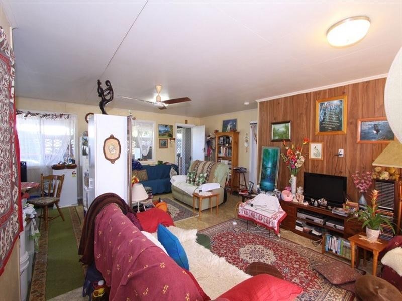 11 Booloongie Road, Gooburrum QLD 4670