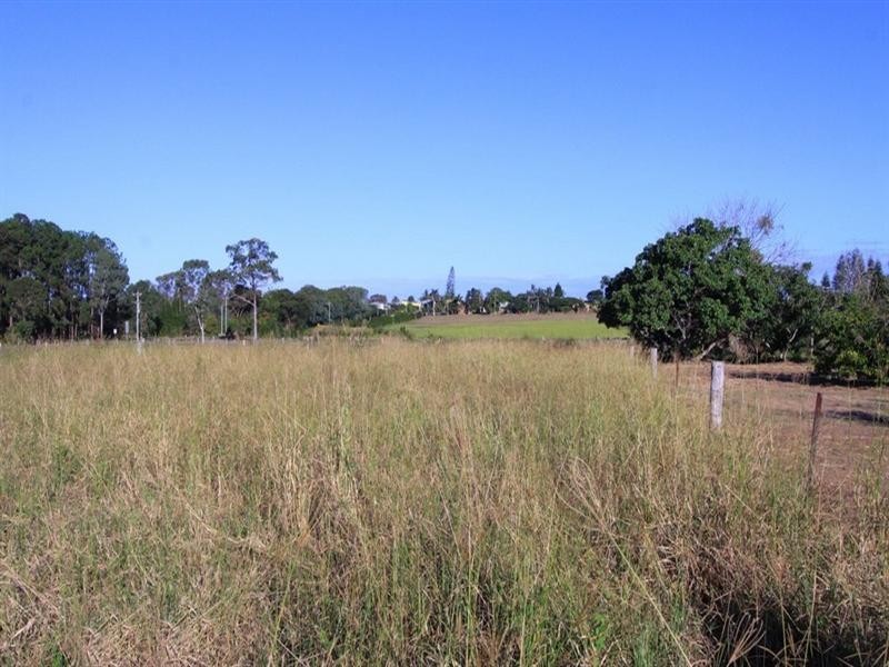 11 Booloongie Road, Gooburrum QLD 4670