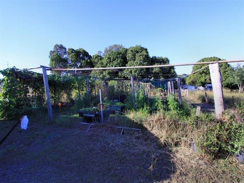 11 Booloongie Road, Gooburrum QLD 4670
