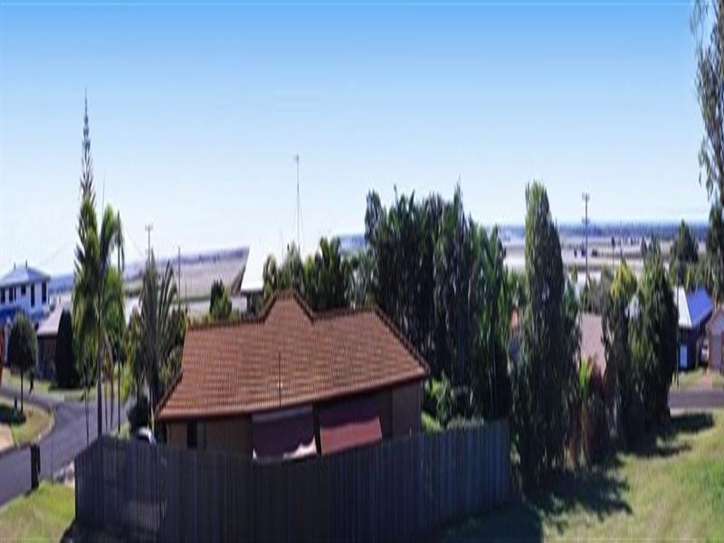 44 Linden Crescent, Qunaba QLD 4670