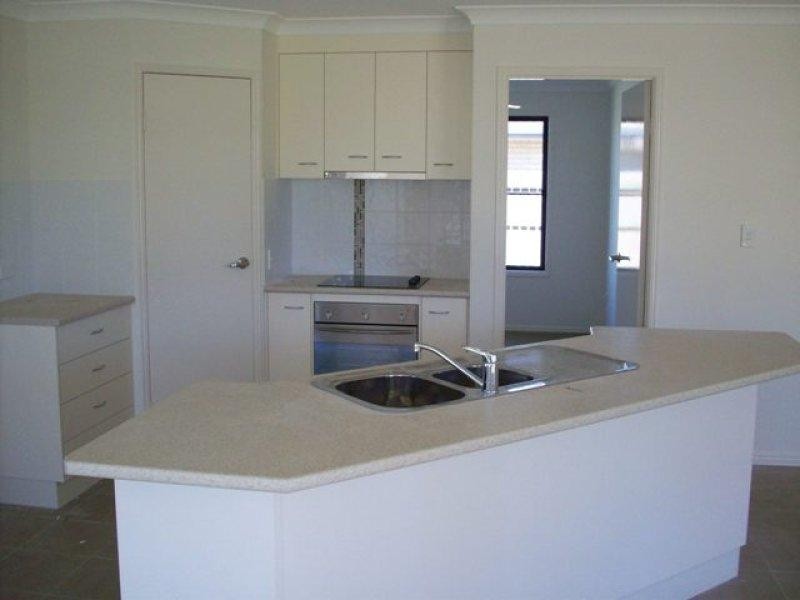 21 Keppel Crescent, Thabeban QLD 4670