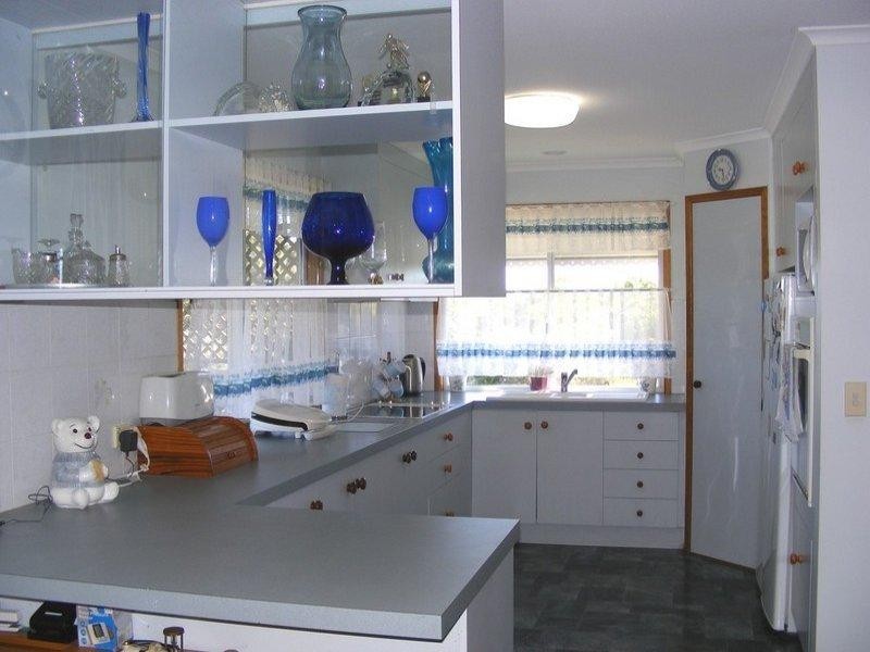 27 Mark Road, Branyan QLD 4670