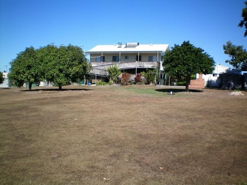 27 Mark Road, Branyan QLD 4670