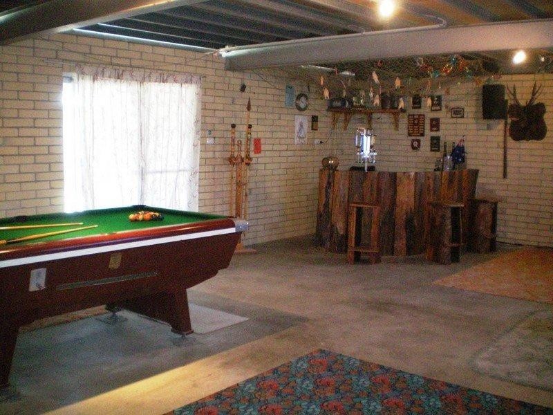 27 Mark Road, Branyan QLD 4670