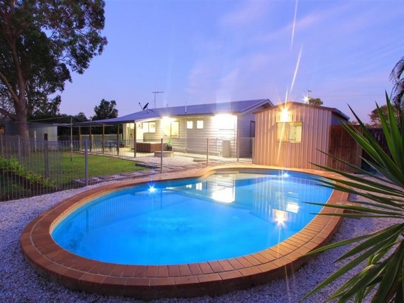 14 Park Estate Drive, Branyan QLD 4670