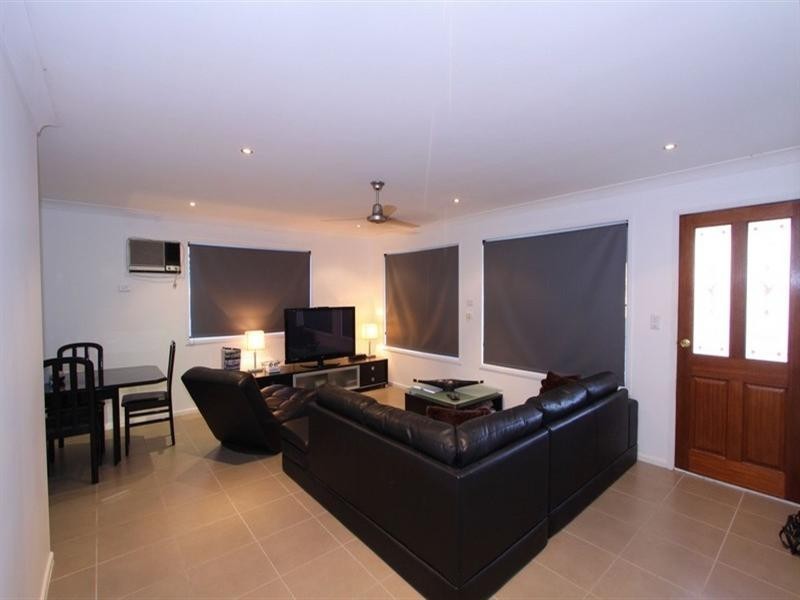 14 Park Estate Drive, Branyan QLD 4670