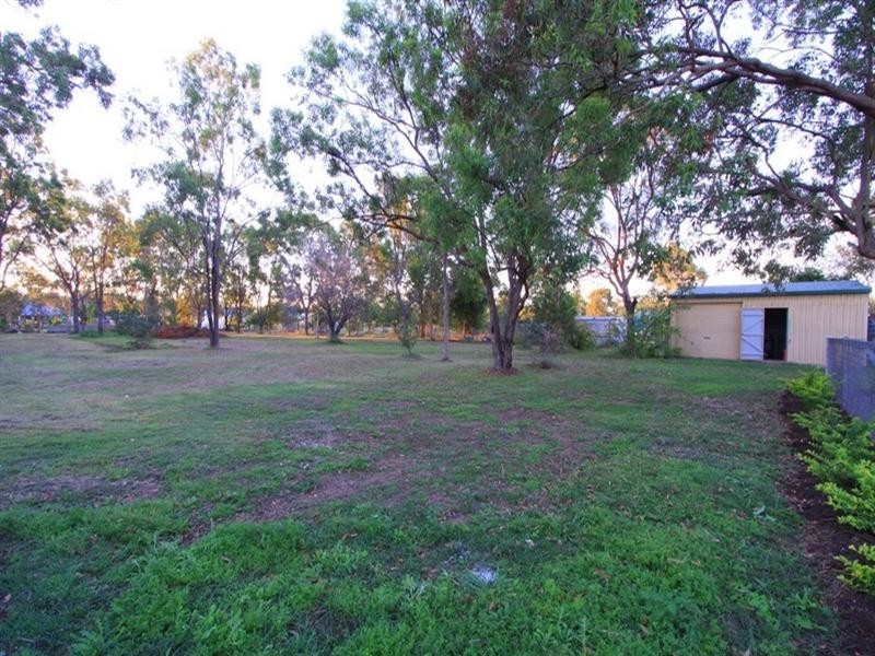 14 Park Estate Drive, Branyan QLD 4670