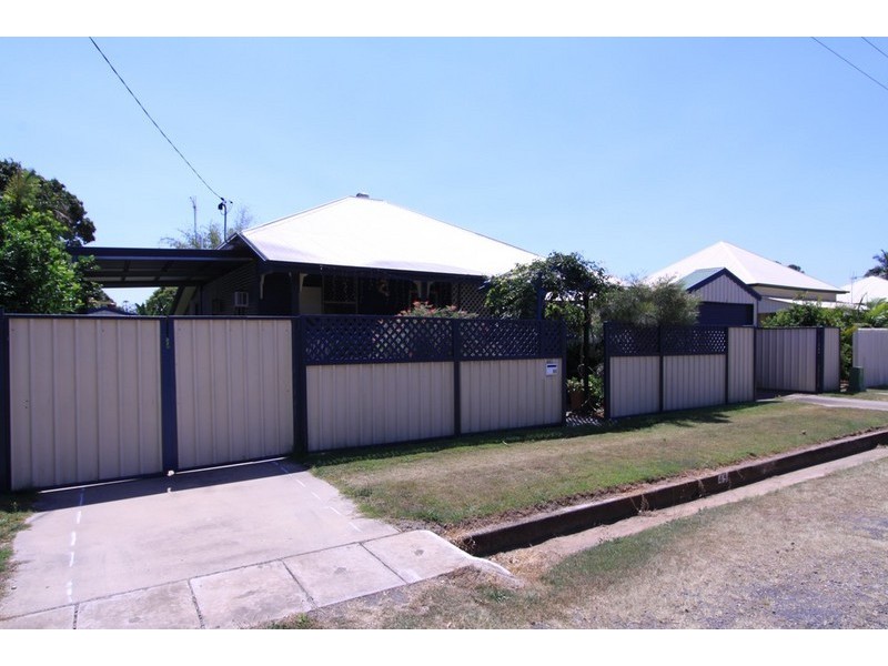 45 Goodwin Street, Bundaberg South QLD 4670