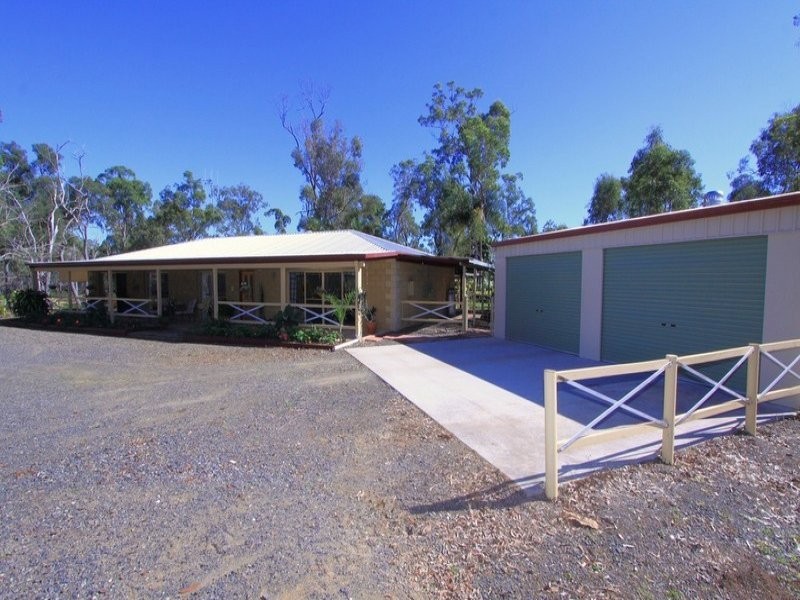 64 Grevillea Drive, Redridge QLD 4660
