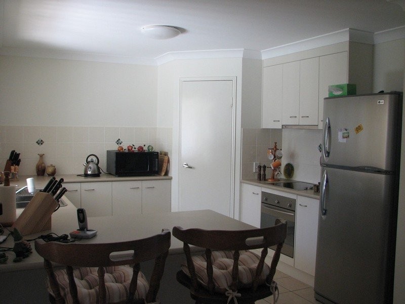 11 Hopton Place, Bundaberg North QLD 4670