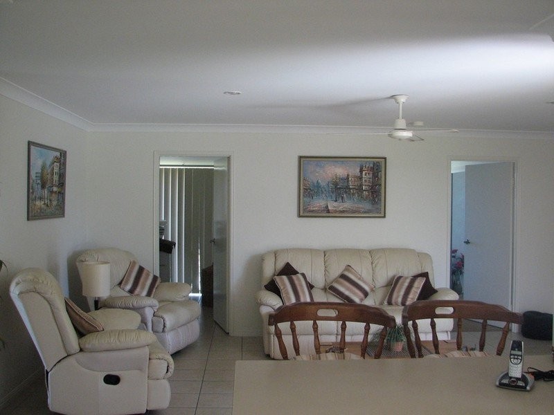 11 Hopton Place, Bundaberg North QLD 4670
