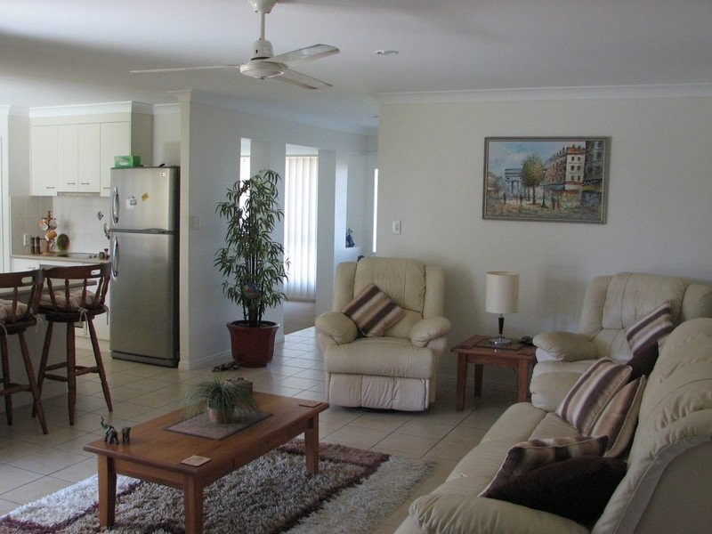 11 Hopton Place, Bundaberg North QLD 4670