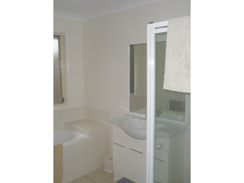 10 Scherer Boulevard, Kepnock QLD 4670