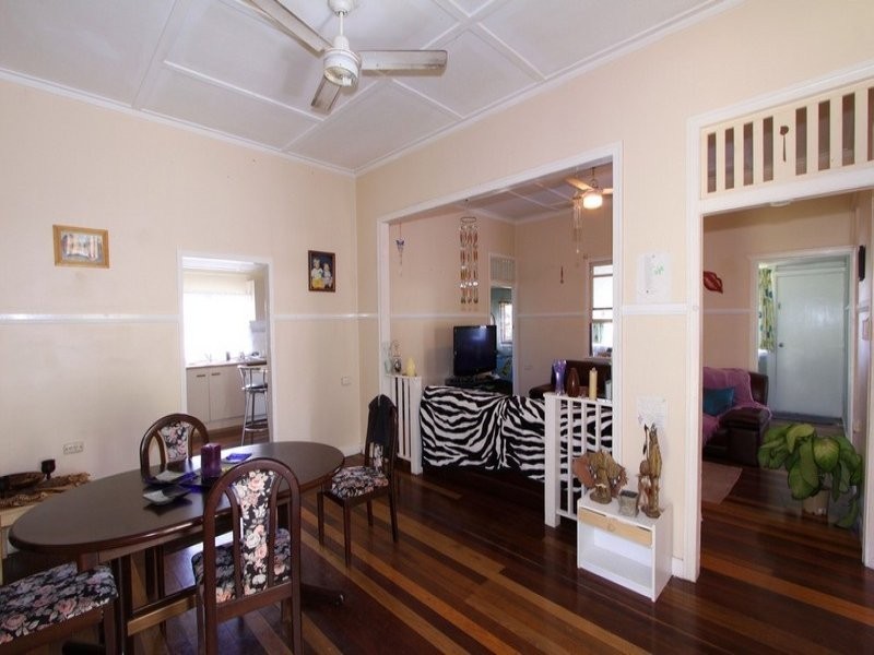 8 Eriksen Street, Svensson Heights QLD 4670