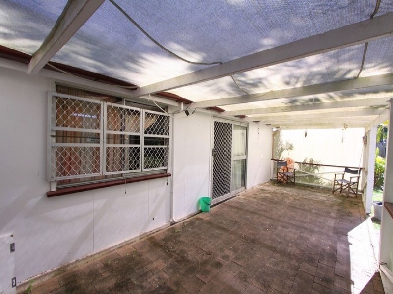 8 Eriksen Street, Svensson Heights QLD 4670