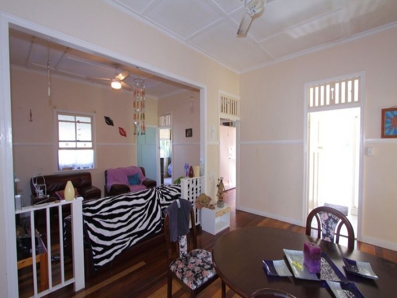 8 Eriksen Street, Svensson Heights QLD 4670