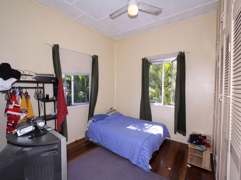 8 Eriksen Street, Svensson Heights QLD 4670