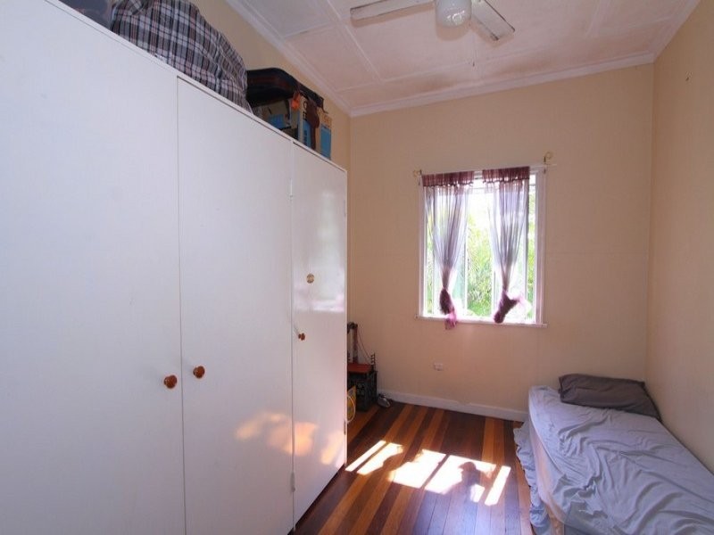 8 Eriksen Street, Svensson Heights QLD 4670