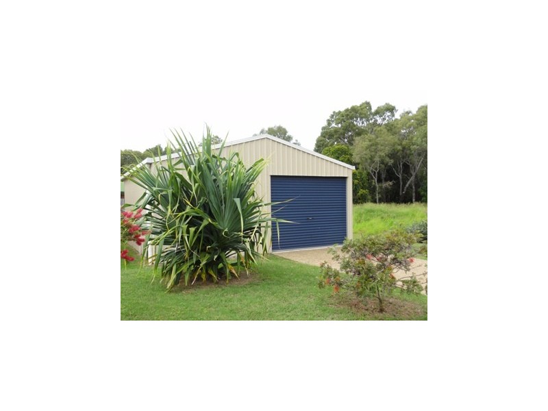 8 Orchid Drive, Moore Park Beach QLD 4670