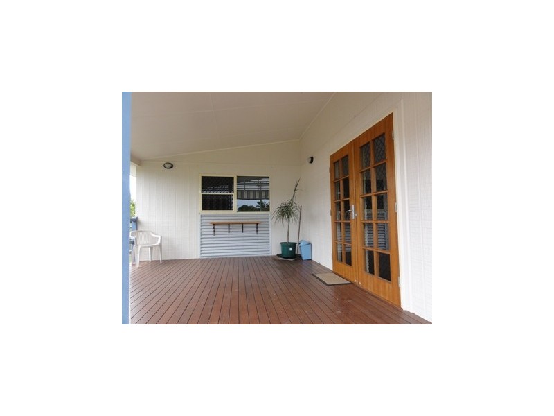 8 Orchid Drive, Moore Park Beach QLD 4670