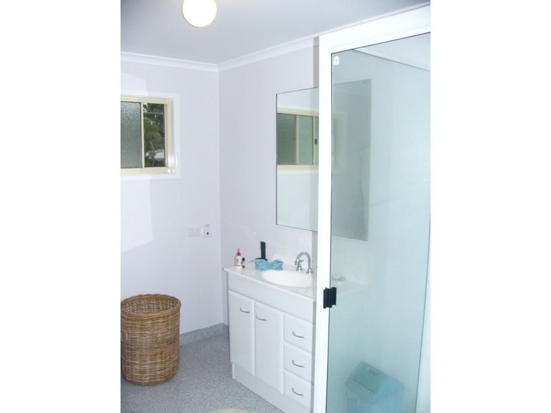 8 Orchid Drive, Moore Park Beach QLD 4670