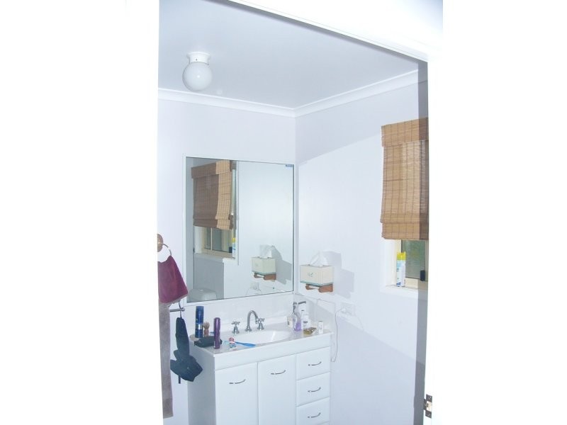 8 Orchid Drive, Moore Park Beach QLD 4670