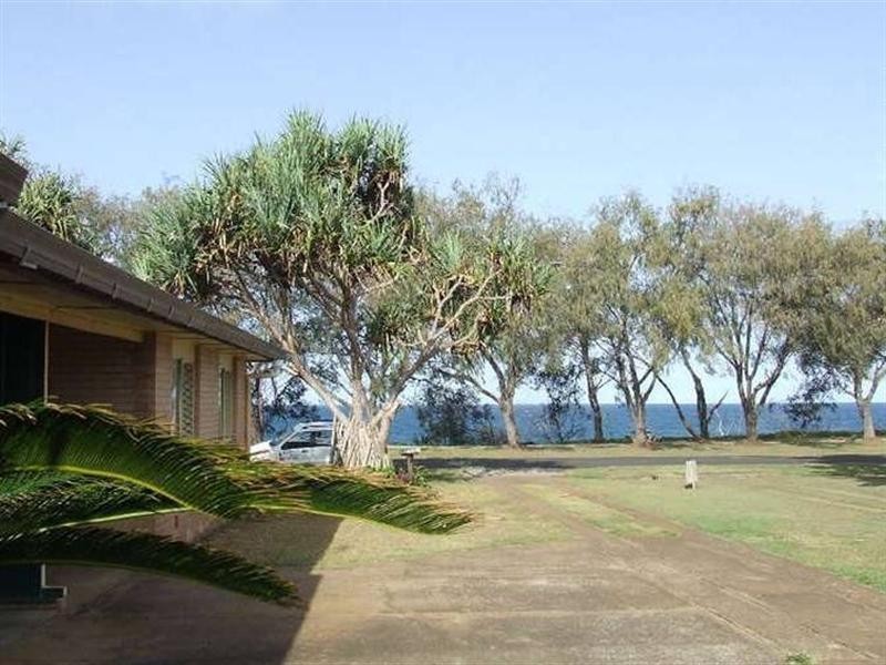 34 The Esplanade, Elliott Heads QLD 4670